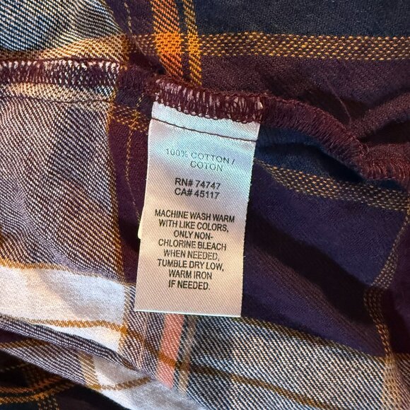 Natural Reflections women's flannel - perfect for fall! - Picture 4 of 5